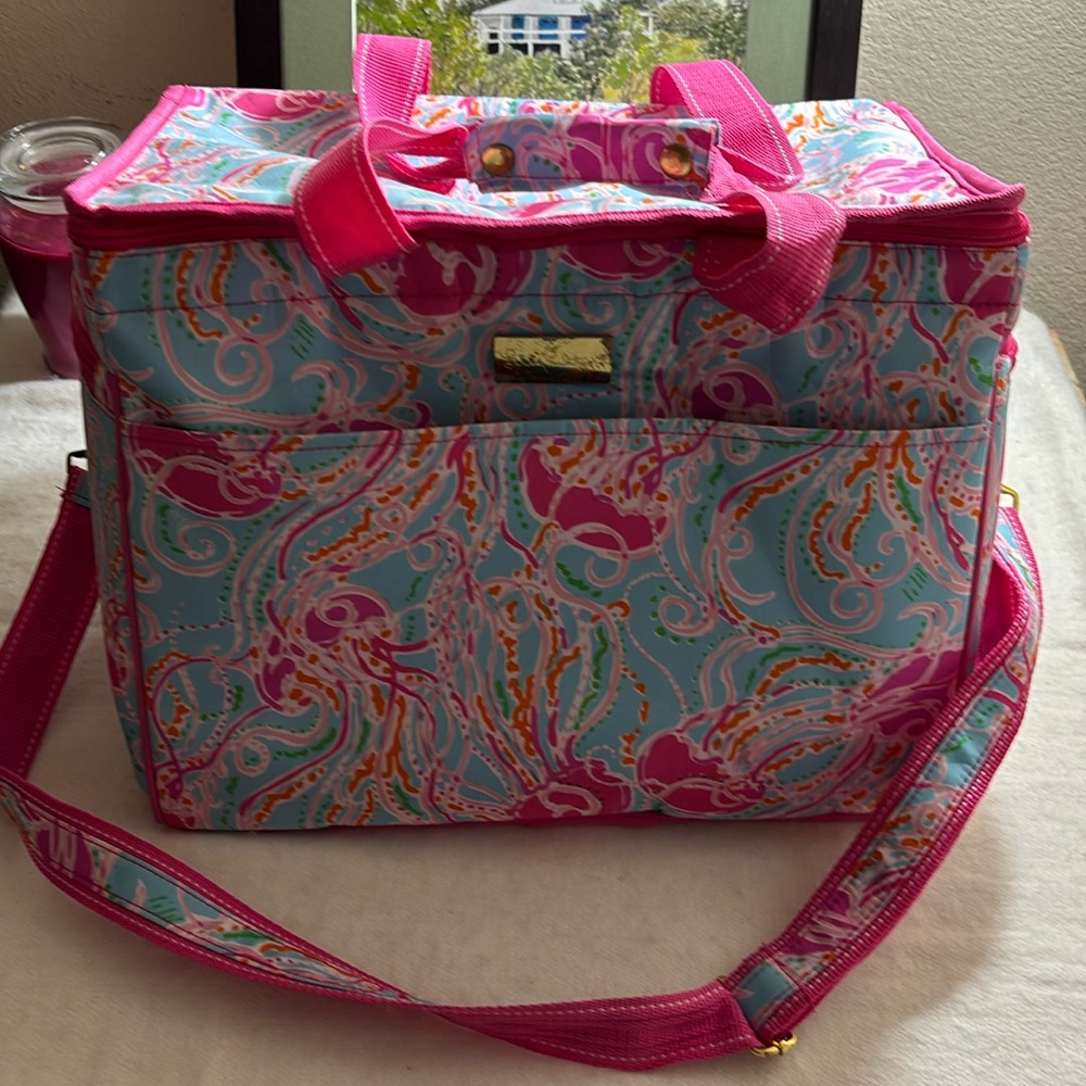 LILLY PULITZER X-Large Cooler Bag Pink Multicolor Excellent Condition